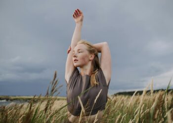 Mindful Living and Beauty: Adopting a More Slow and Mindful Method