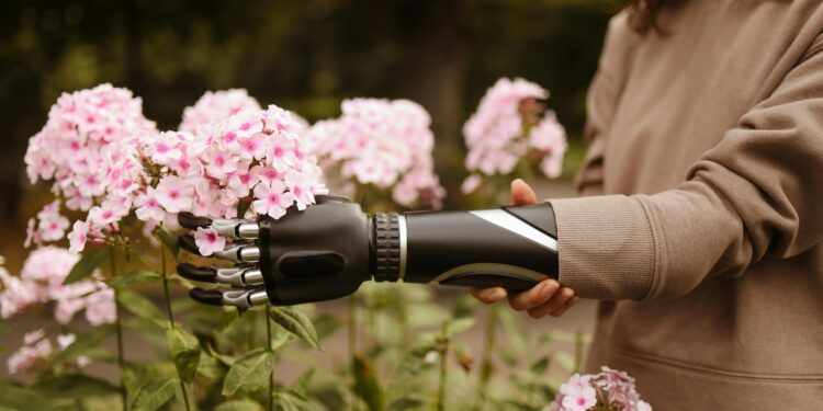 Wearable Beauty Technology: Instruments to Track the Health and Well-Being of the Skin